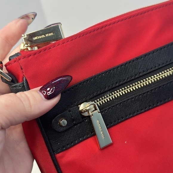 MICHAEL KORS JET SET Nylon Gabardine Messenger Crossbody - - Picture 8 of 12